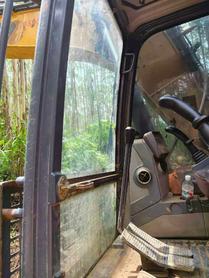 Buy XCMG XE135B Used Excavator / 7 Buy XCMG XE135B Used Excavator / 7