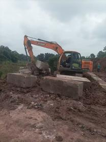 Buy Doosan S130W-3 Used Excavator / 6 Buy Doosan S130W-3 Used Excavator / 6