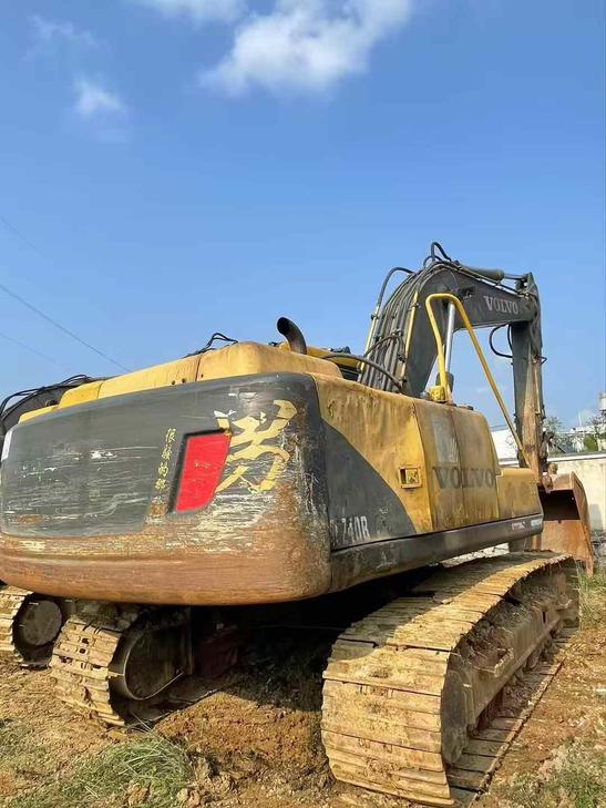 Buy Volvo EC210B Used Excavator / 1