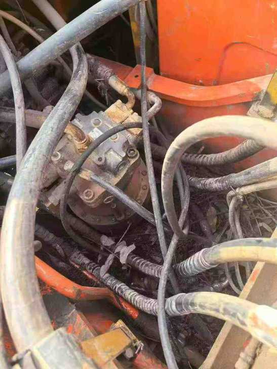 Buy Doosan DH220 Used Excavator / 1