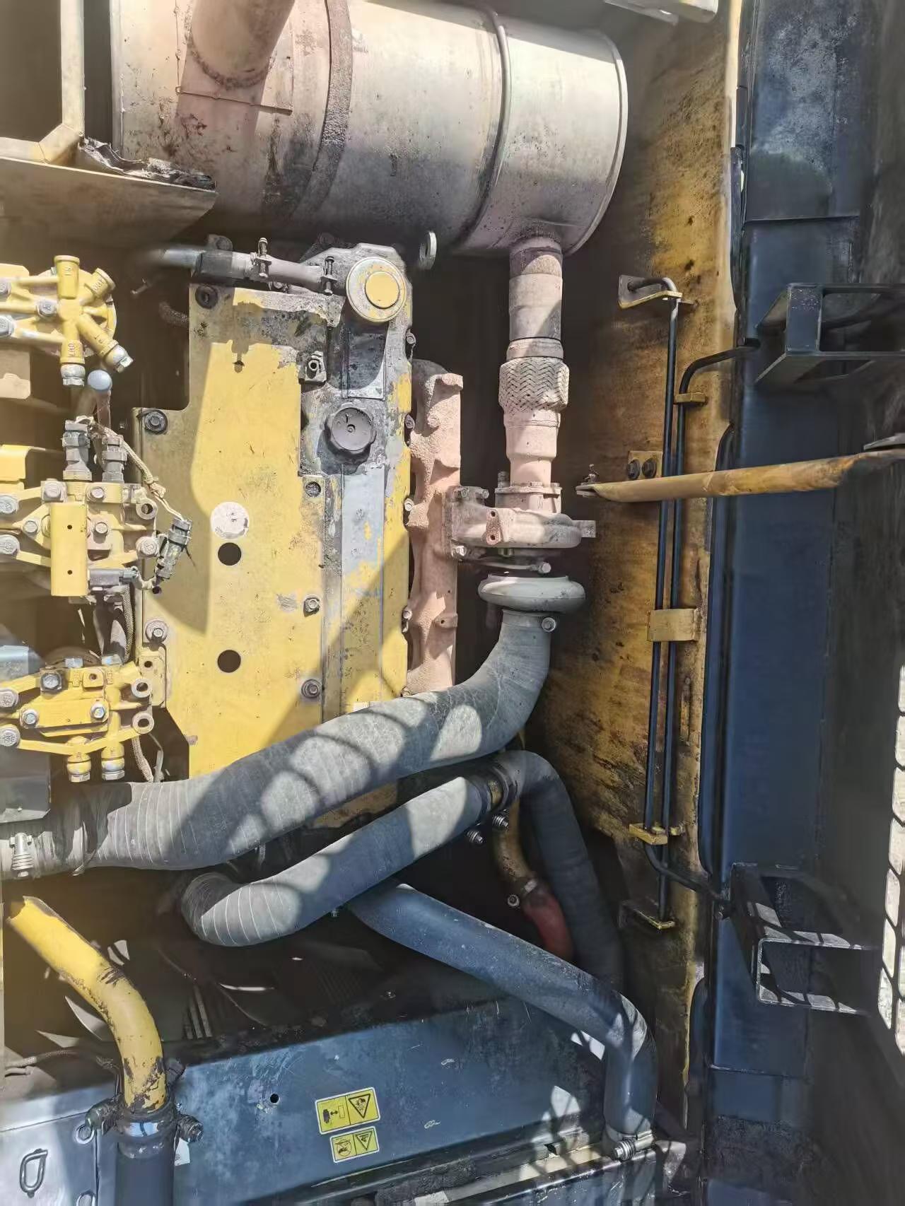 Buy Caterpillar 320D Used Excavator / 3 Buy Caterpillar 320D Used Excavator / 3