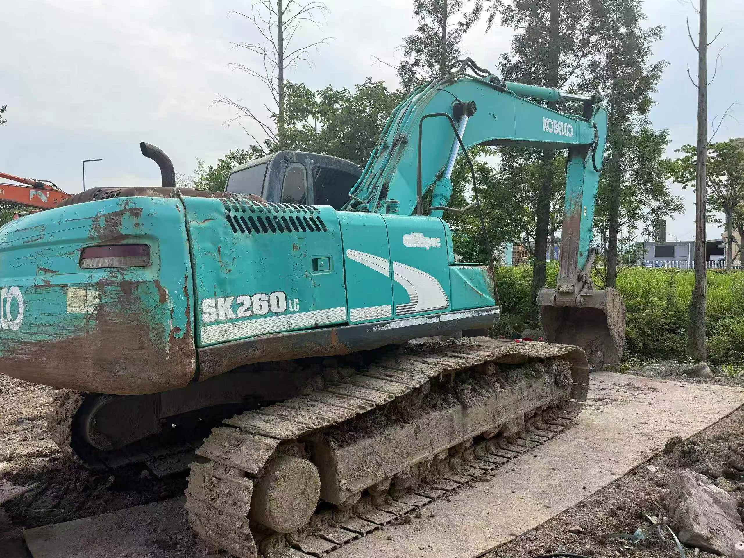Buy Kobelco SK260LC-8 Used Excavator / 3