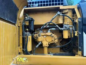 Buy Caterpillar 320D Used Excavator / 4 Buy Caterpillar 320D Used Excavator / 4
