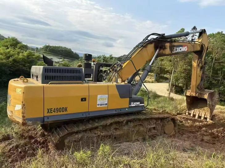 Buy XCMG XE490D Used Excavator / 1