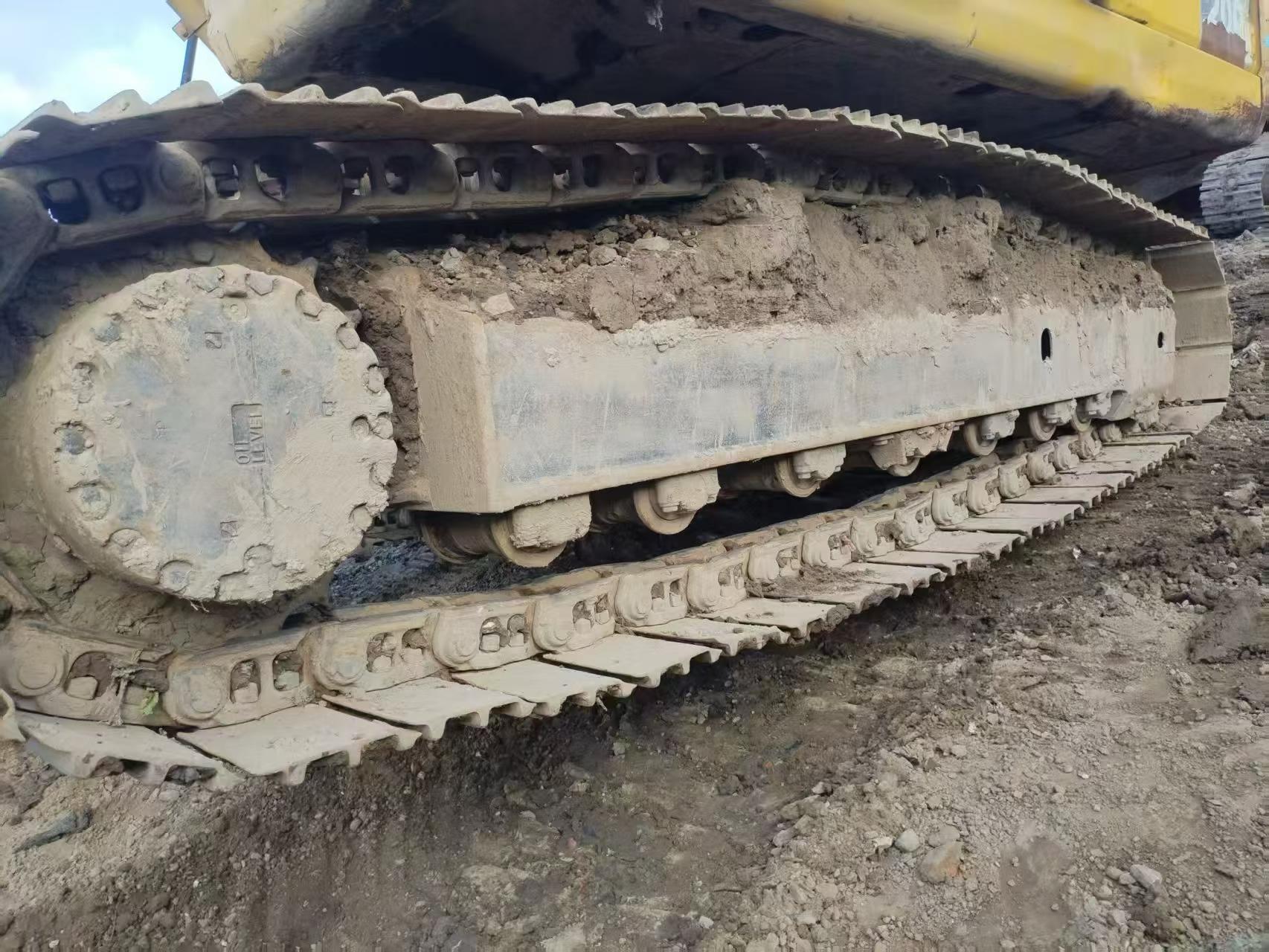 Buy Komatsu PC200 Used Excavator / 7 Buy Komatsu PC200 Used Excavator / 7