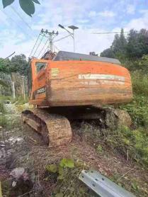 Buy Doosan DH220 Used Excavator / 4 Buy Doosan DH220 Used Excavator / 4