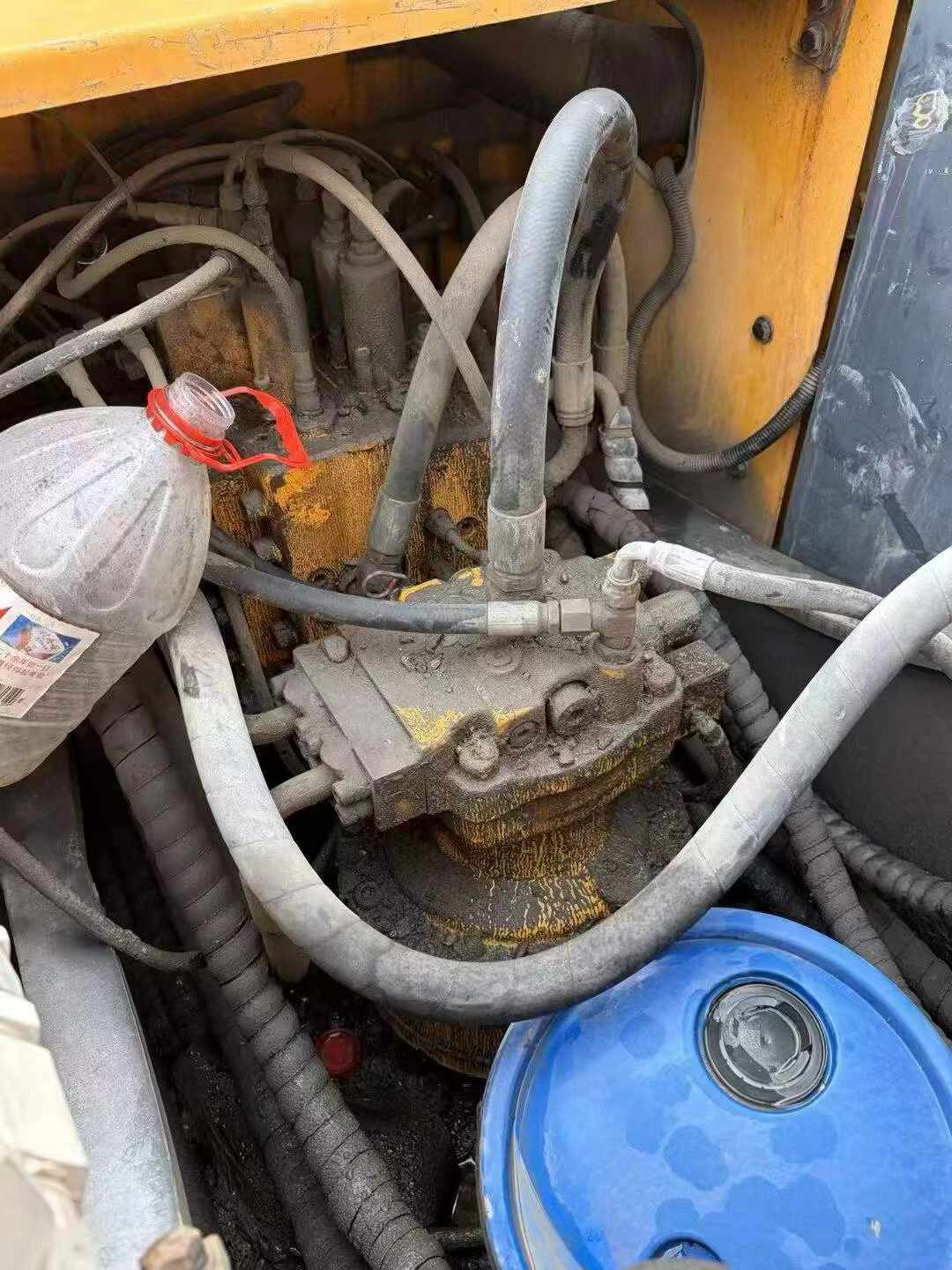 Buy Hyundai R215-7 Used Excavator / 6
