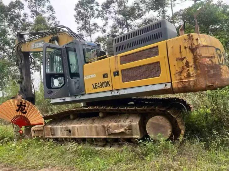 Buy XCMG XE490D Used Excavator / 1