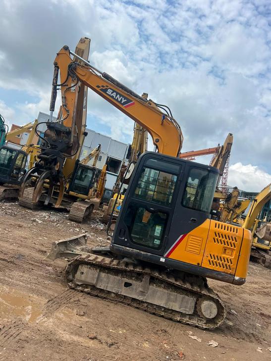Buy Sany SY65C Used Excavator / 1