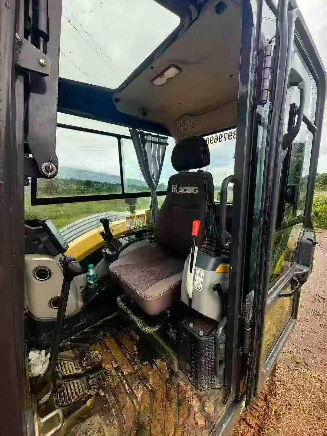 Buy XCMG XE60 Used Excavator / 6 Buy XCMG XE60 Used Excavator / 6