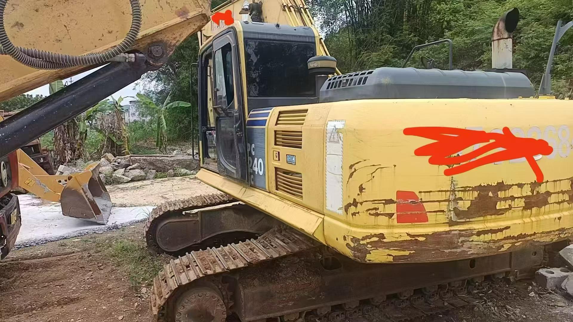 Buy Komatsu PC240-6 Used Excavator / 1