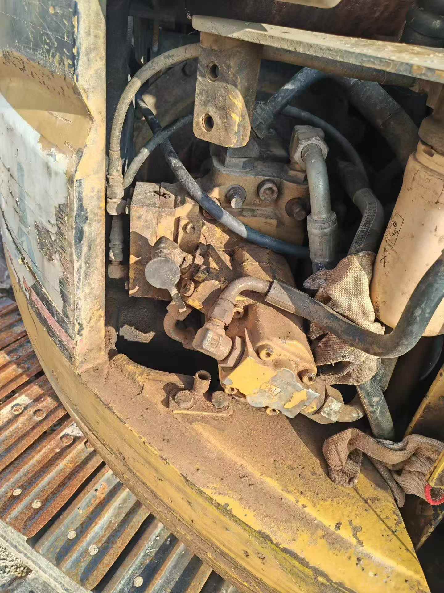 Buy Caterpillar 308B Used Excavator / 2 Buy Caterpillar 308B Used Excavator / 2