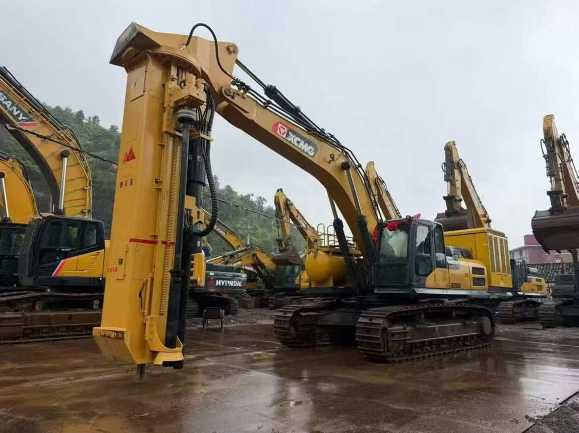 Buy XCMG XE400T Used Excavator / 2