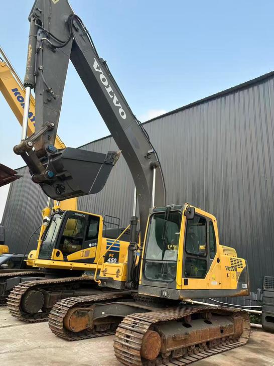 Buy Volvo EC210B Used Excavator / 1