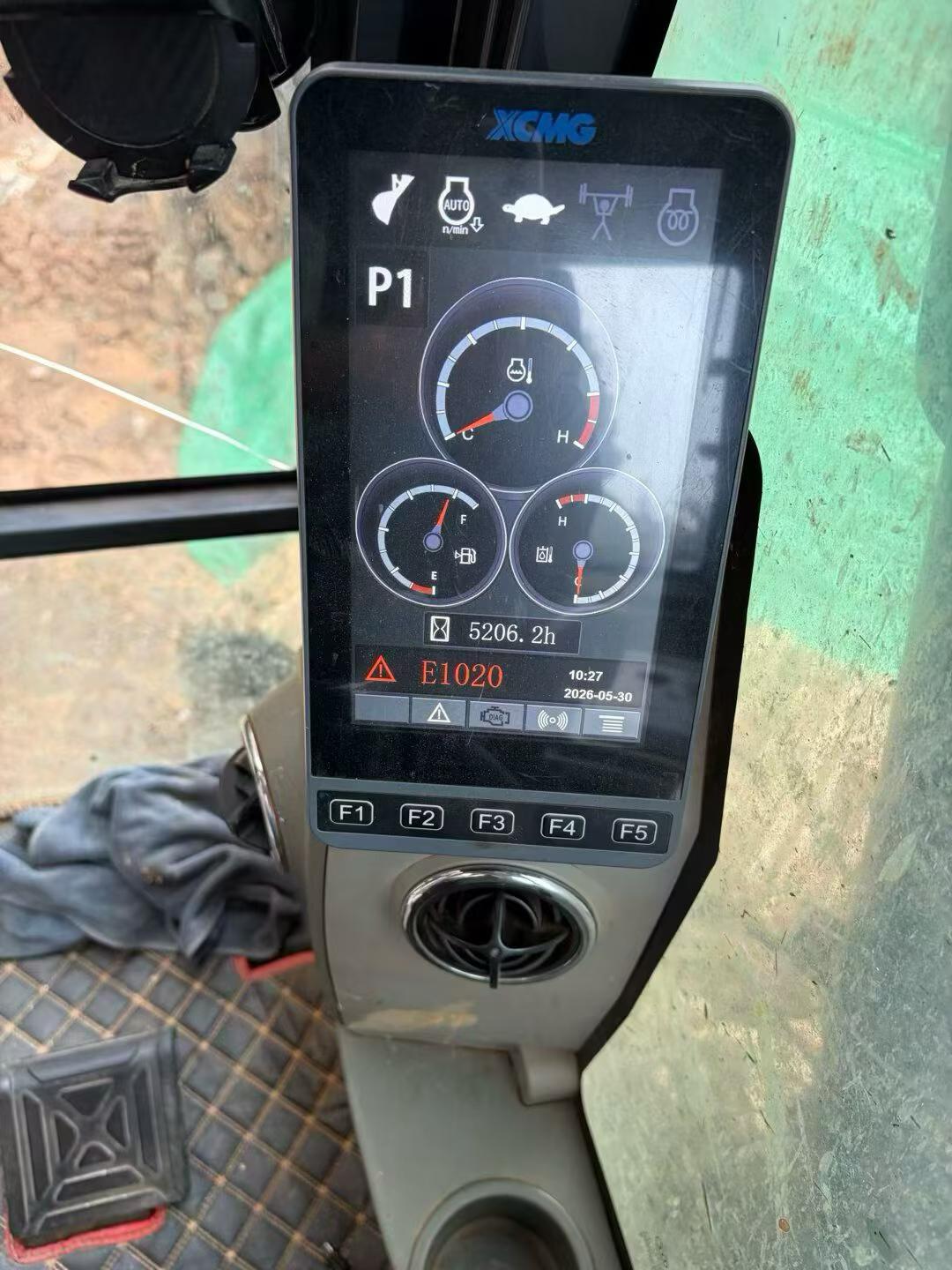 Buy XCMG XE215 Used Excavator / 7 Buy XCMG XE215 Used Excavator / 7