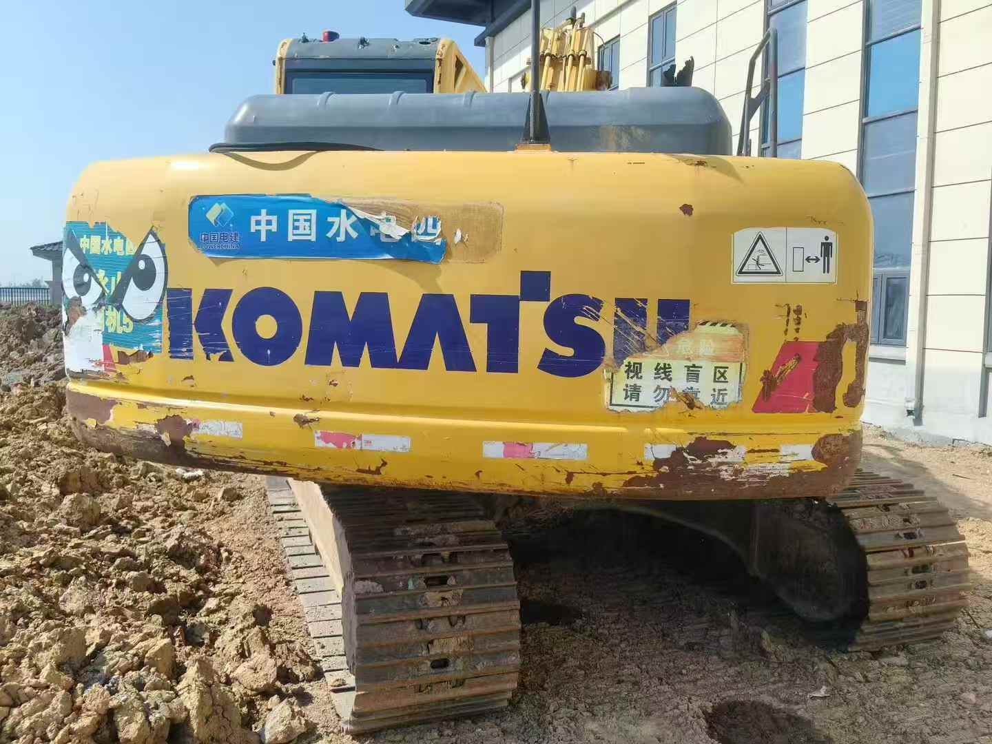 Buy Komatsu PC200-8 Used Excavator / 2 Buy Komatsu PC200-8 Used Excavator / 2