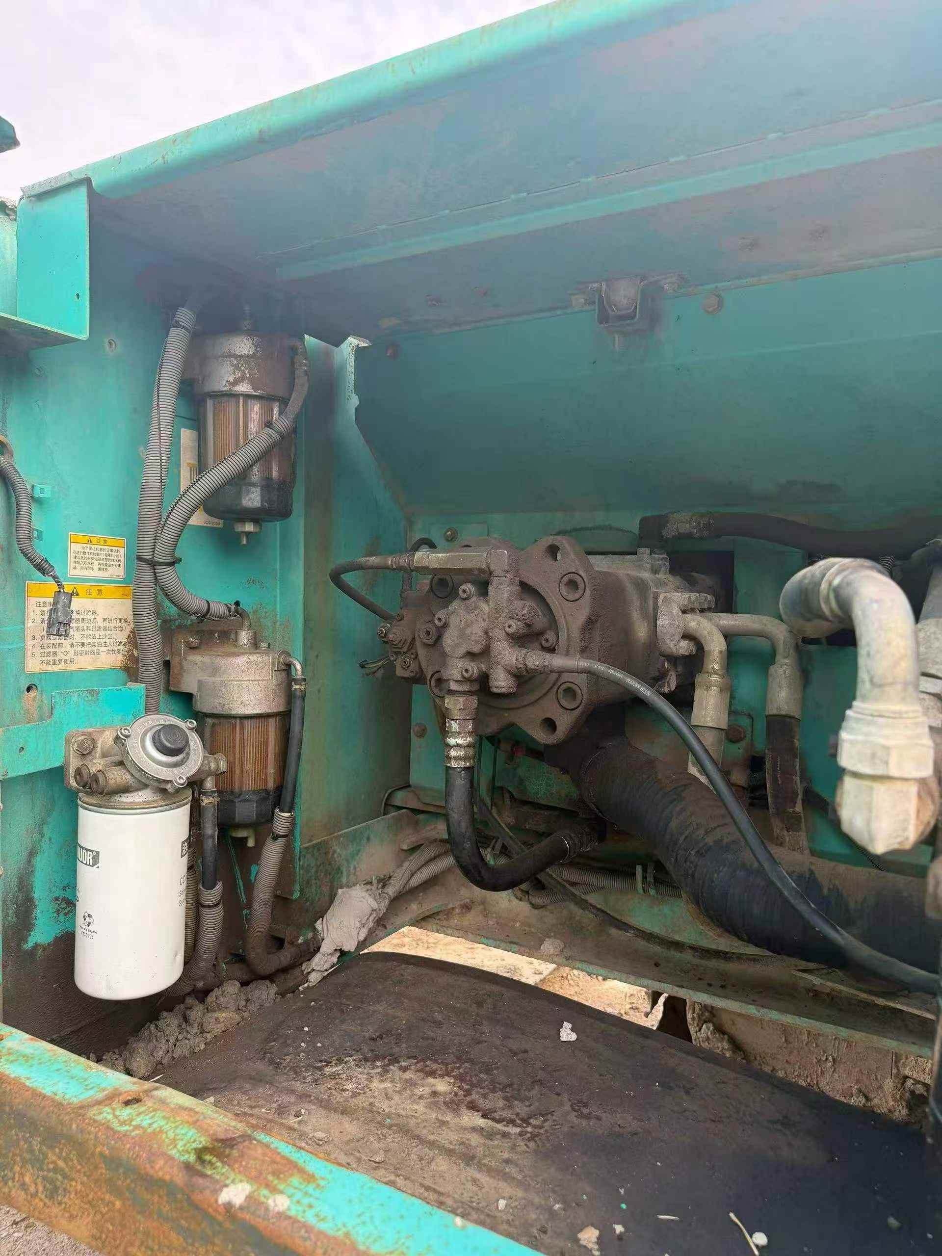 Buy Kobelco SK260LC-8 Used Excavator / 7