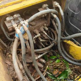 Buy Kobelco SK130 Used Excavator / 2 Buy Kobelco SK130 Used Excavator / 2
