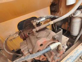 Buy Hyundai R215-7 Used Excavator / 6 Buy Hyundai R215-7 Used Excavator / 6