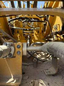Buy Caterpillar 374D Used Excavator / 3 Buy Caterpillar 374D Used Excavator / 3