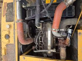 Buy XCMG XE135B Used Excavator / 4 Buy XCMG XE135B Used Excavator / 4