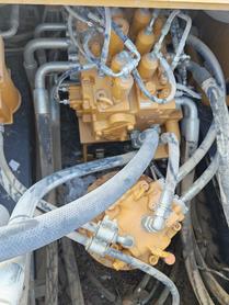Buy Sany SY550H Used Excavator / 5 Buy Sany SY550H Used Excavator / 5