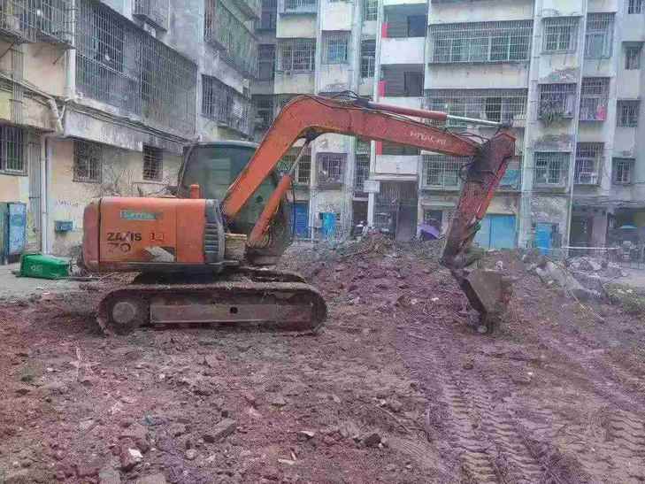 Buy Hitachi ZX70-3 Used Excavator / 1