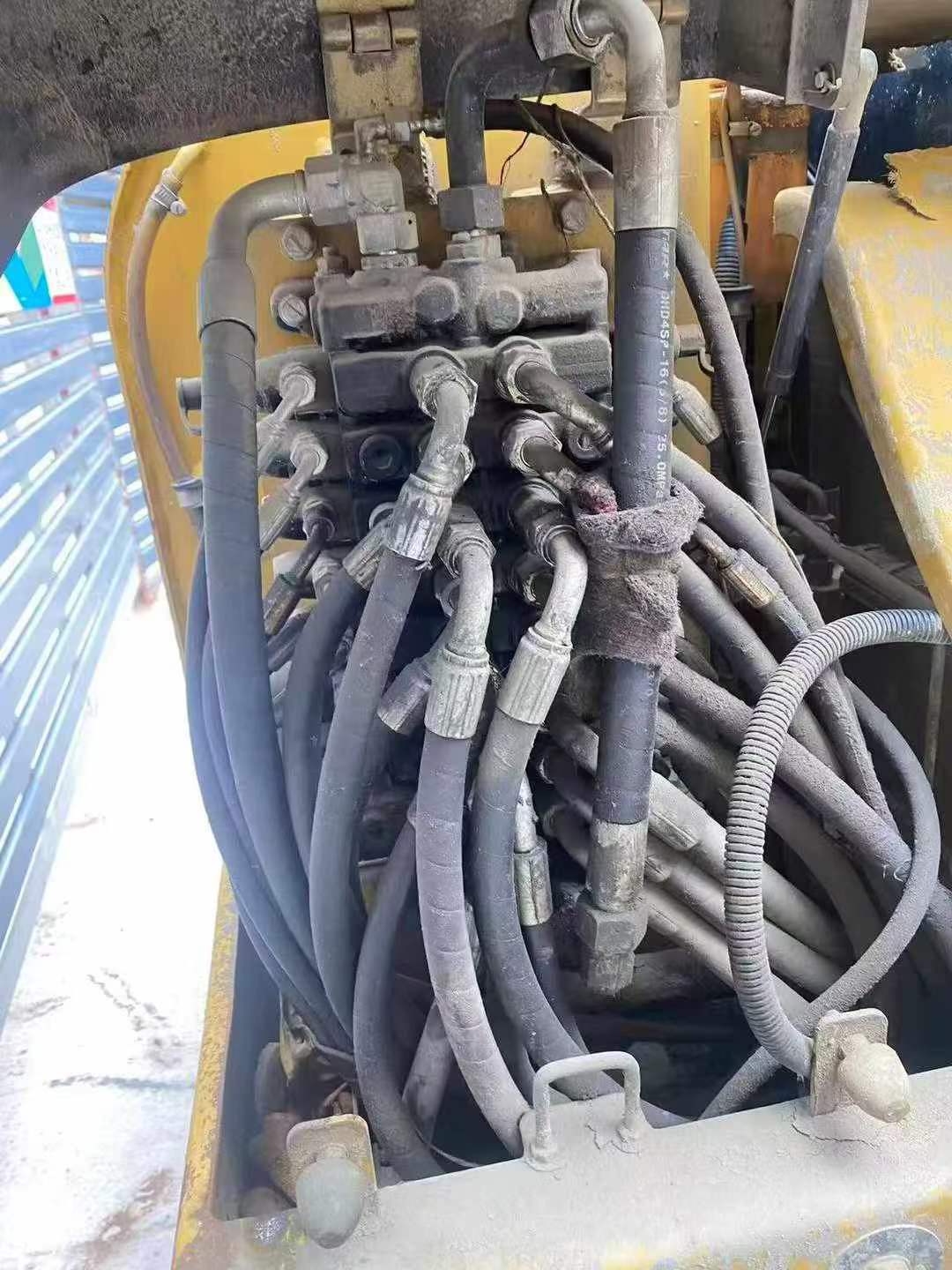 Buy XCMG XE60 Used Excavator / 6