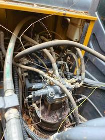 Buy XCMG XE135B Used Excavator / 4 Buy XCMG XE135B Used Excavator / 4