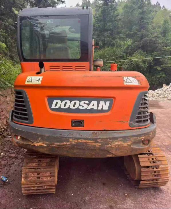 Buy Doosan DX55W Used Excavator / 1