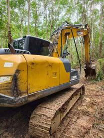 Buy XCMG XE135B Used Excavator / 3 Buy XCMG XE135B Used Excavator / 3