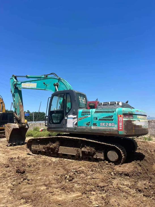 Buy Kobelco SK260 Used Excavator / 1
