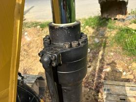 Buy Caterpillar 320D Used Excavator / 3 Buy Caterpillar 320D Used Excavator / 3