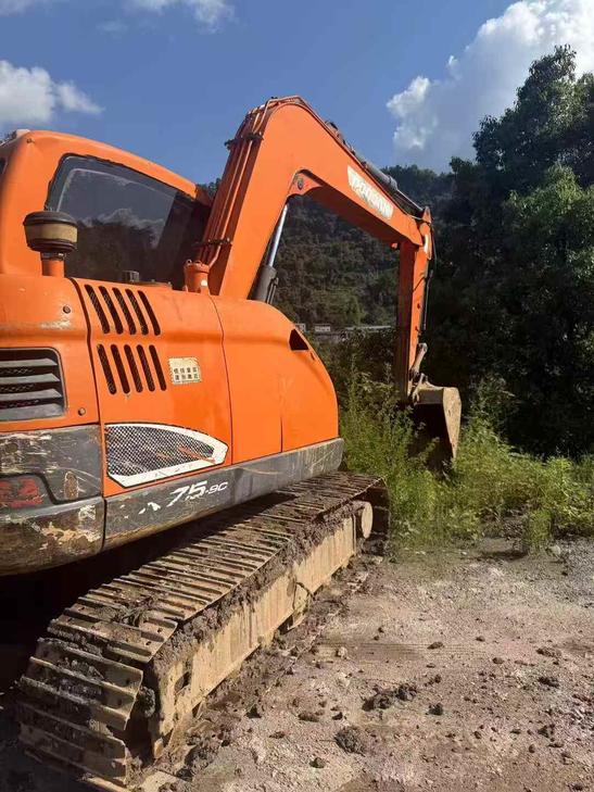 Buy Doosan DX75-9C Used Excavator / 1