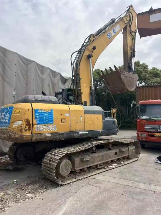 Buy XCMG XE215 Used Excavator / 1