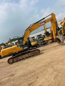 Buy XCMG XE205DA Used Excavator / 2 Buy XCMG XE205DA Used Excavator / 2