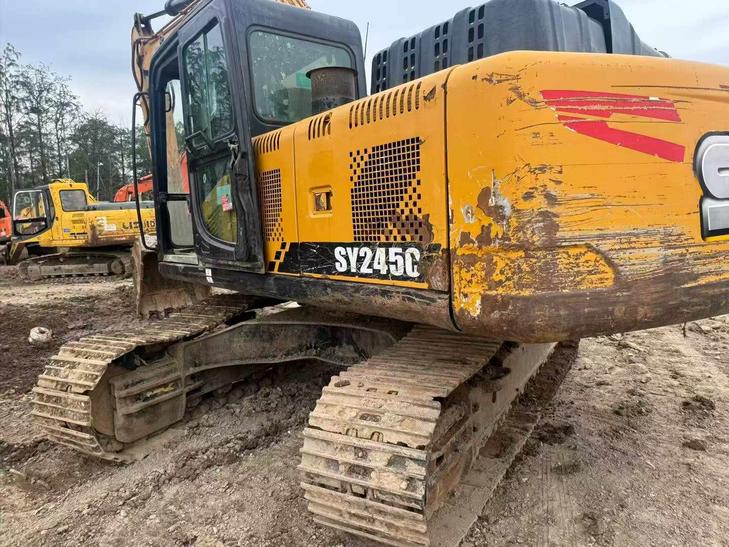 Buy Sany SY205C Used Excavator / 1