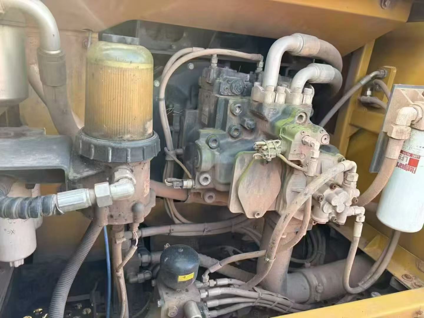 Buy XCMG XE490D Used Excavator / 5 Buy XCMG XE490D Used Excavator / 5