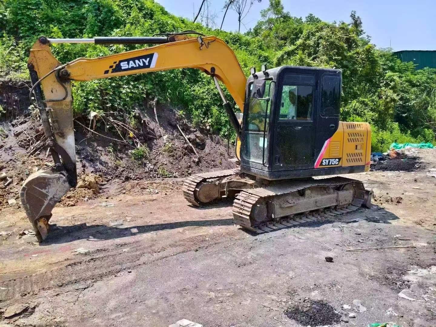 Buy Sany SY75 Used Excavator / 2