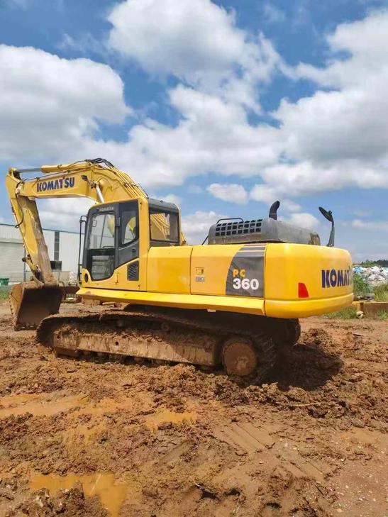 Buy Komatsu PC360-7 Used Excavator / 1