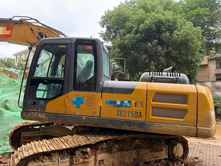 Buy XCMG XE215 Used Excavator / 1
