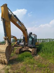 Buy XCMG XE215 Used Excavator / 3 Buy XCMG XE215 Used Excavator / 3