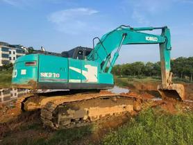 Buy Kobelco SK210 Used Excavator / 3 Buy Kobelco SK210 Used Excavator / 3