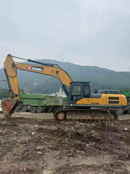 Buy XCMG XE370DK Used Excavator / 1