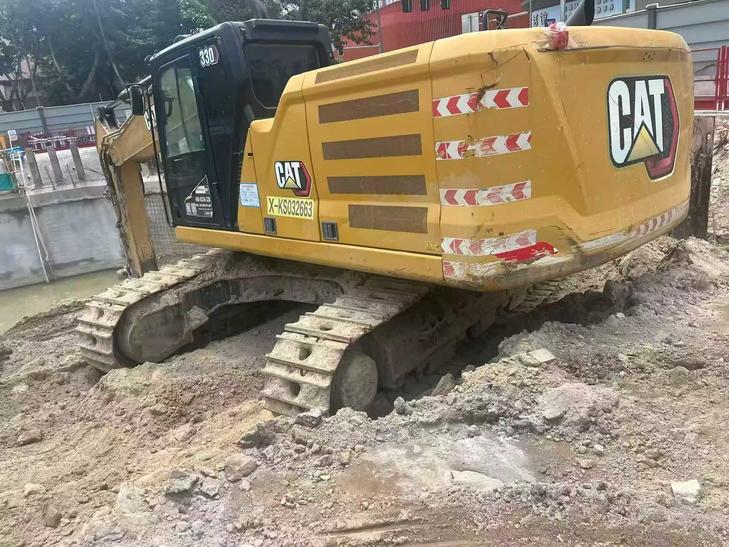 Buy Caterpillar 330B Used Excavator / 1