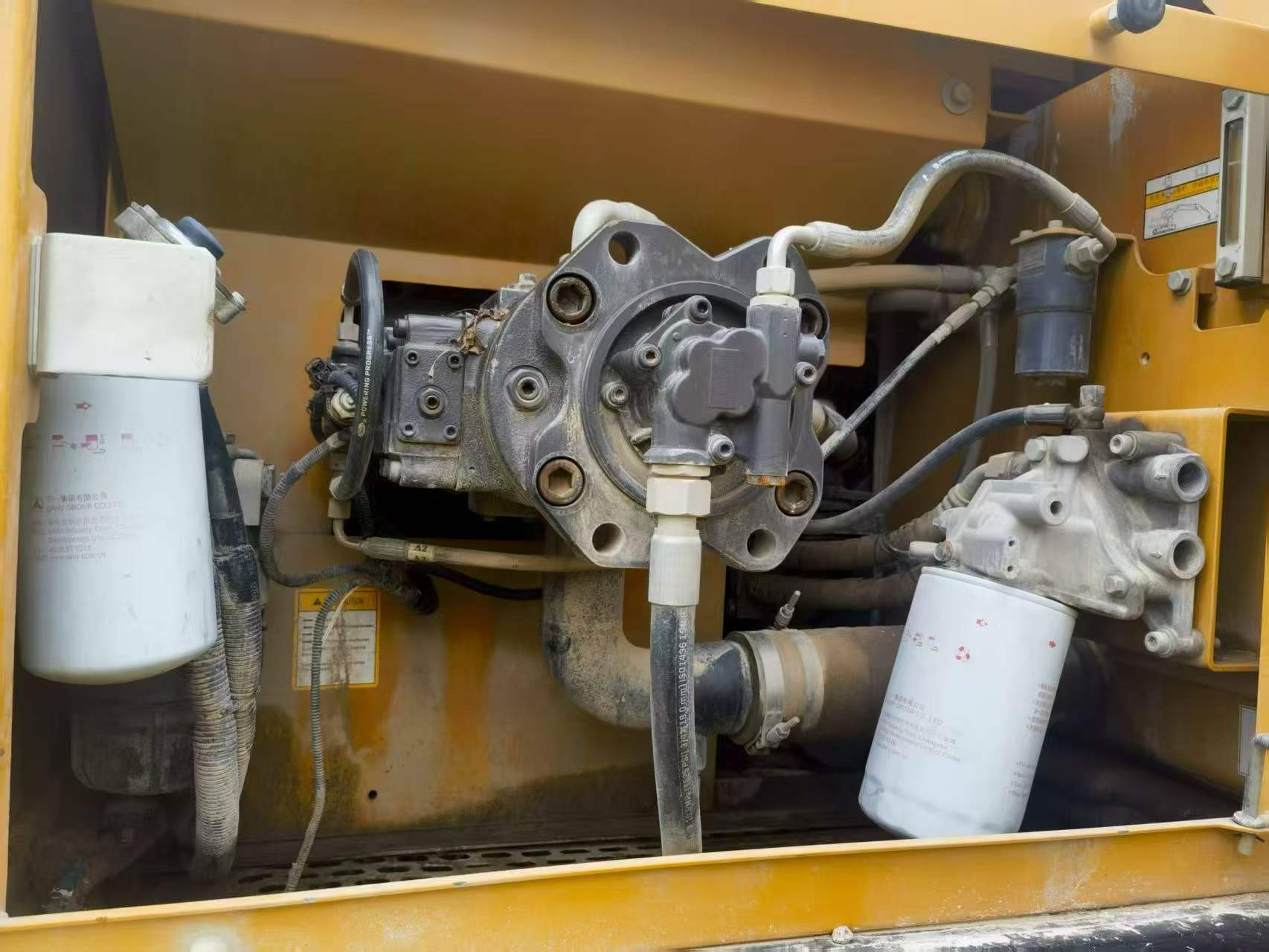 Buy Sany SY215C Used Excavator / 3