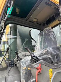 Buy Volvo EC210B Used Excavator / 3 Buy Volvo EC210B Used Excavator / 3