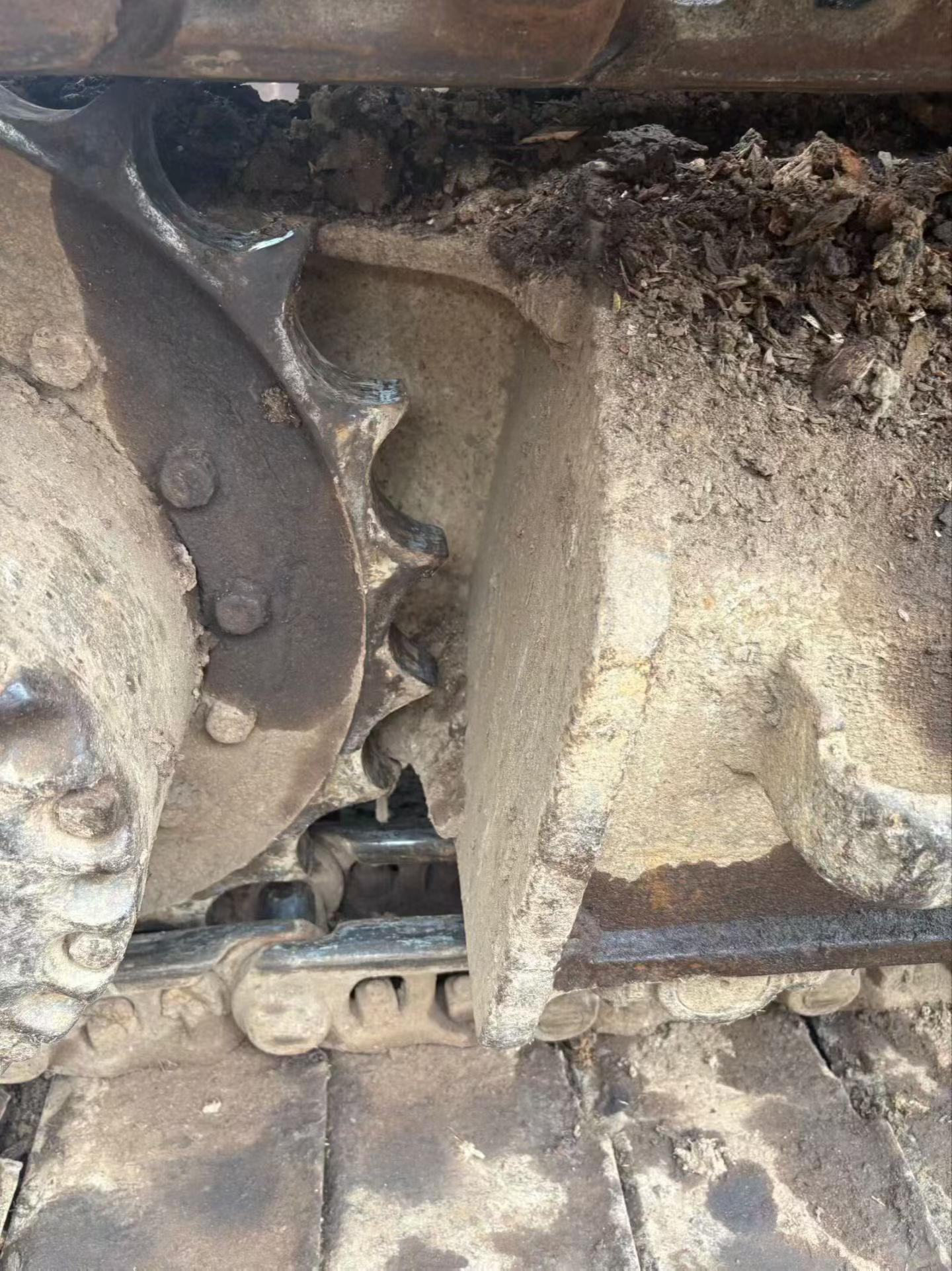 Buy Kobelco SK135 Used Excavator / 8 Buy Kobelco SK135 Used Excavator / 8