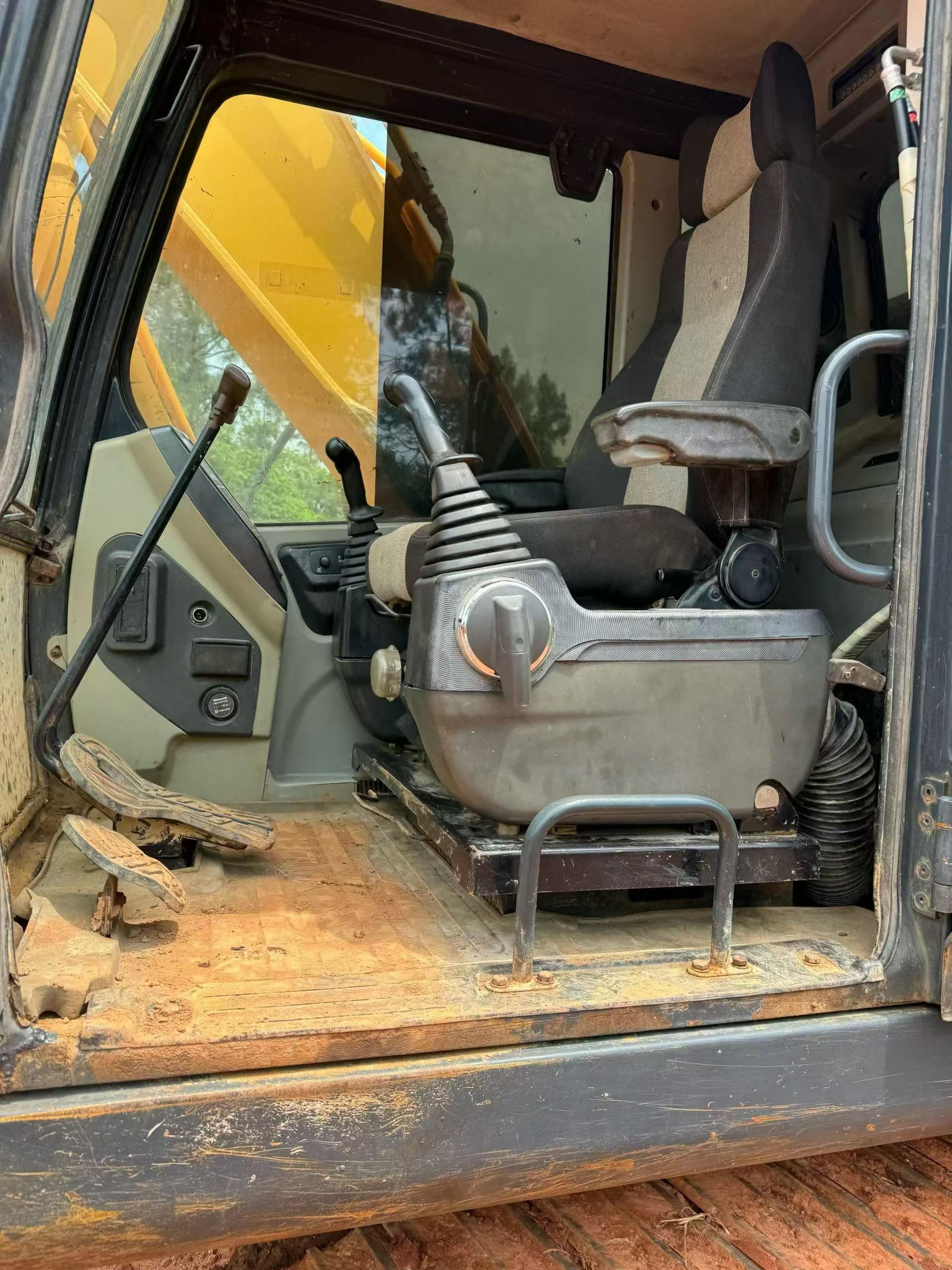Buy Hyundai R215-7C Used Excavator / 7