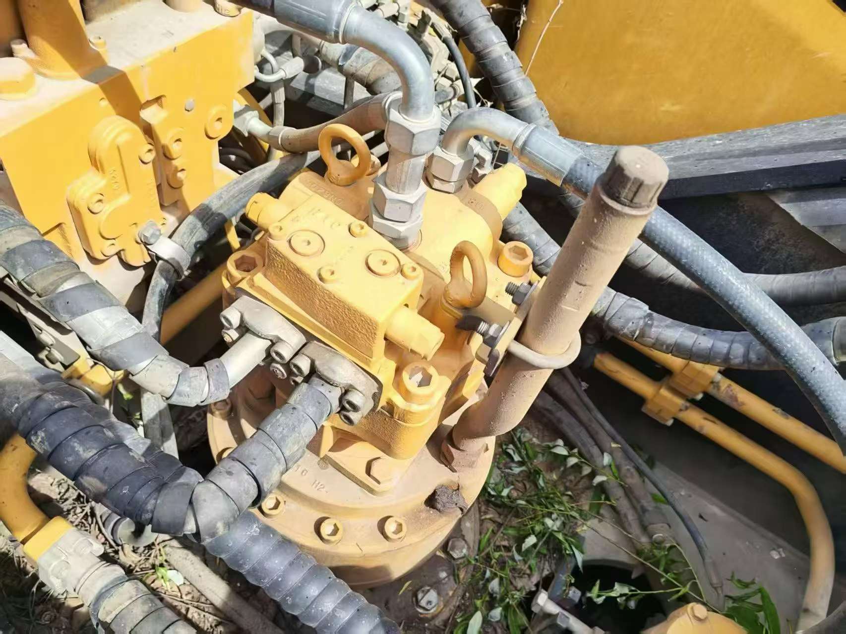 Buy Sany SY245H Used Excavator / 7 Buy Sany SY245H Used Excavator / 7
